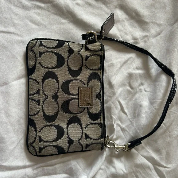 Coach Poppy Black and Grey Signature Wristlet - Picture 12 of 12